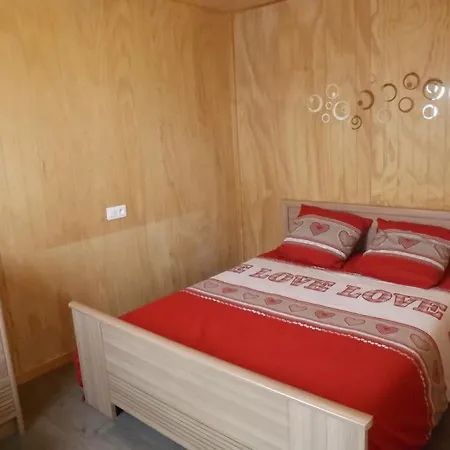 Confort Avec Terrasse En Camping, Clim Et Tous Services - Fr-1-742-334 * Peyrusse